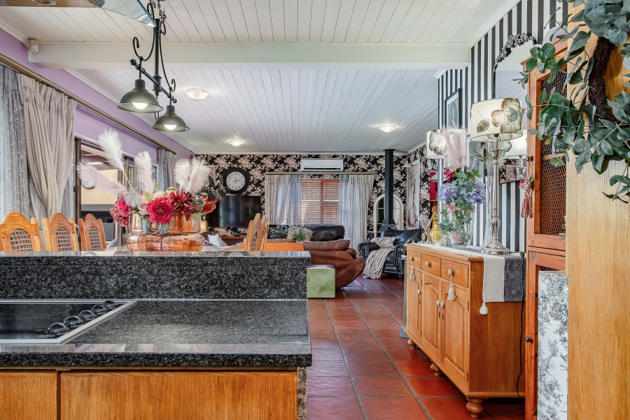 To Let 6 Bedroom Property for Rent in Groenvlei Western Cape